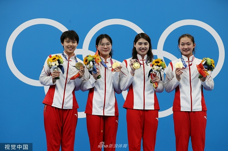 奥运会-女子4x200米自由泳接力中国破世界纪录夺中国第14金