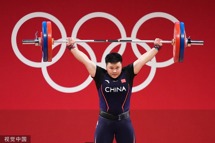 奥运会-女子举重87公斤级汪周雨夺冠 中国第25金