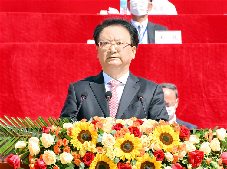 延边朝鲜族自治州成立70周年庆祝大会隆重举行